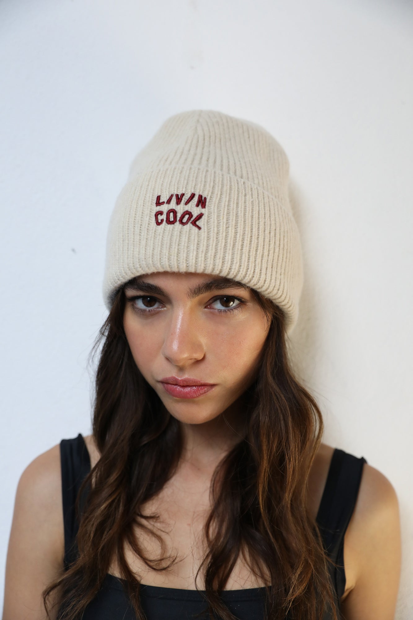 WAVY LOGO BEANIE IVORY