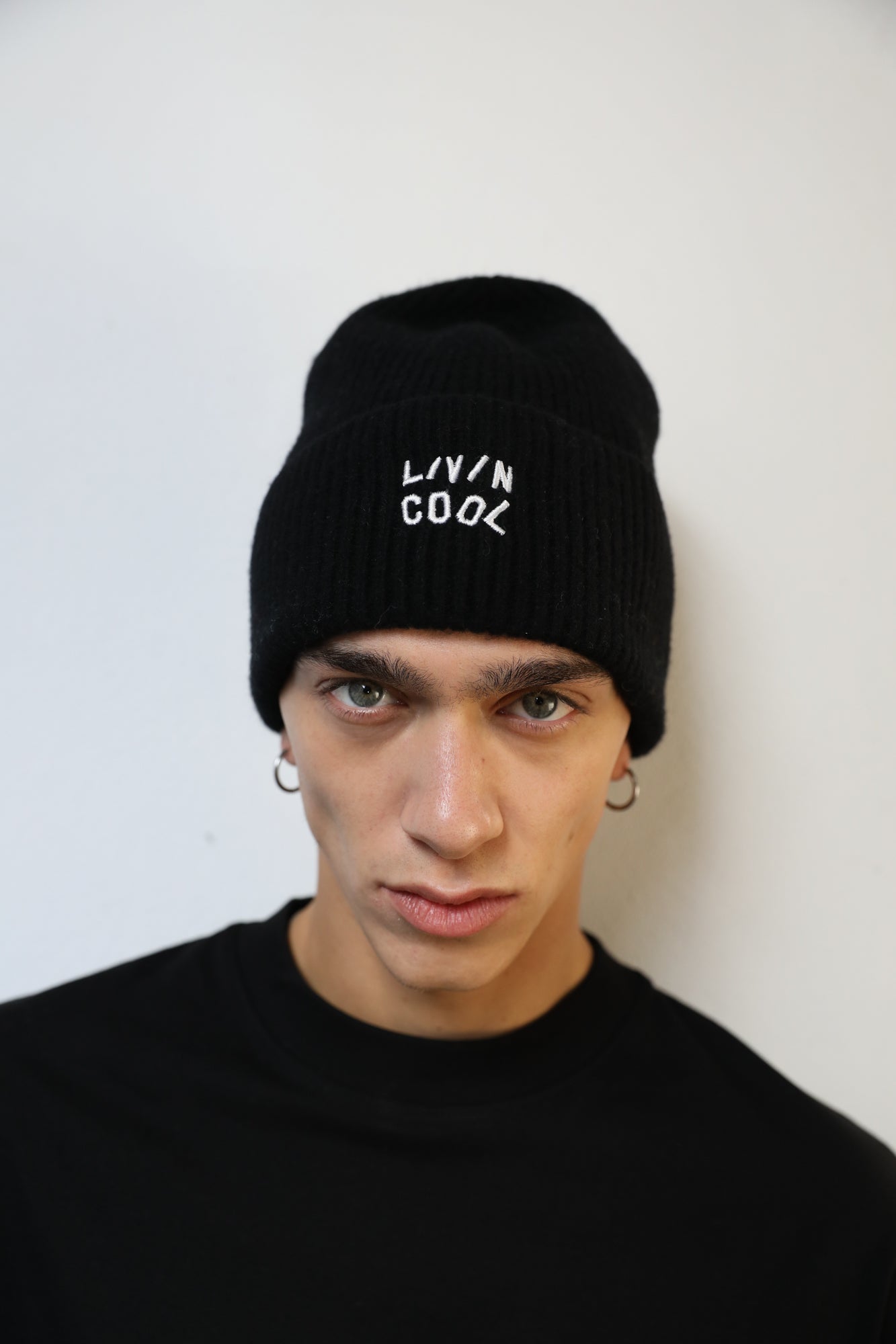 WAVY LOGO BEANIE BLACK