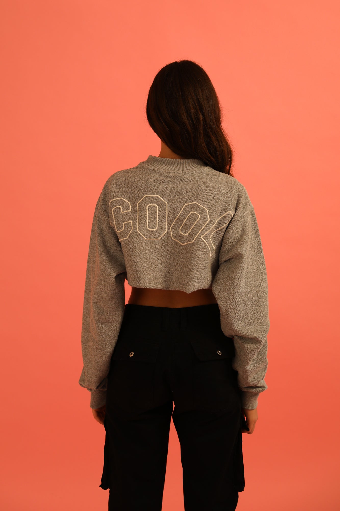 BIG WAVY LOGO CROP SWEATSHIRT HEATHER GREY