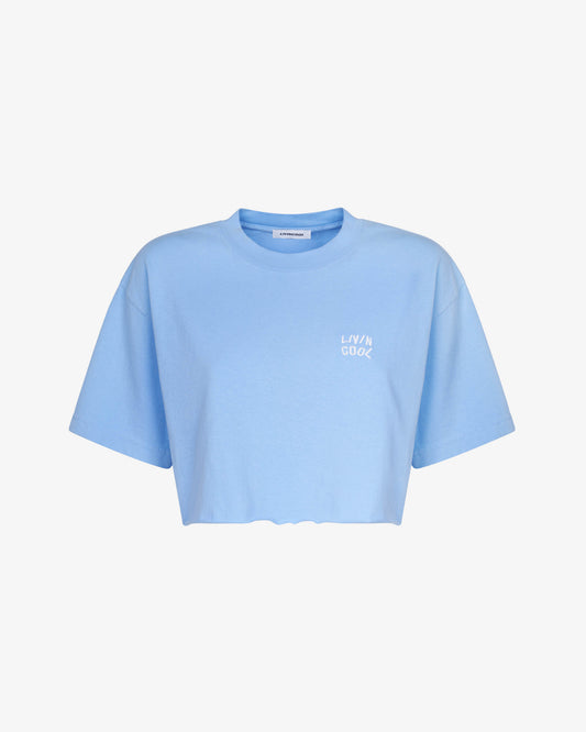 ESSENTIAL CROP TEE SKY BLUE