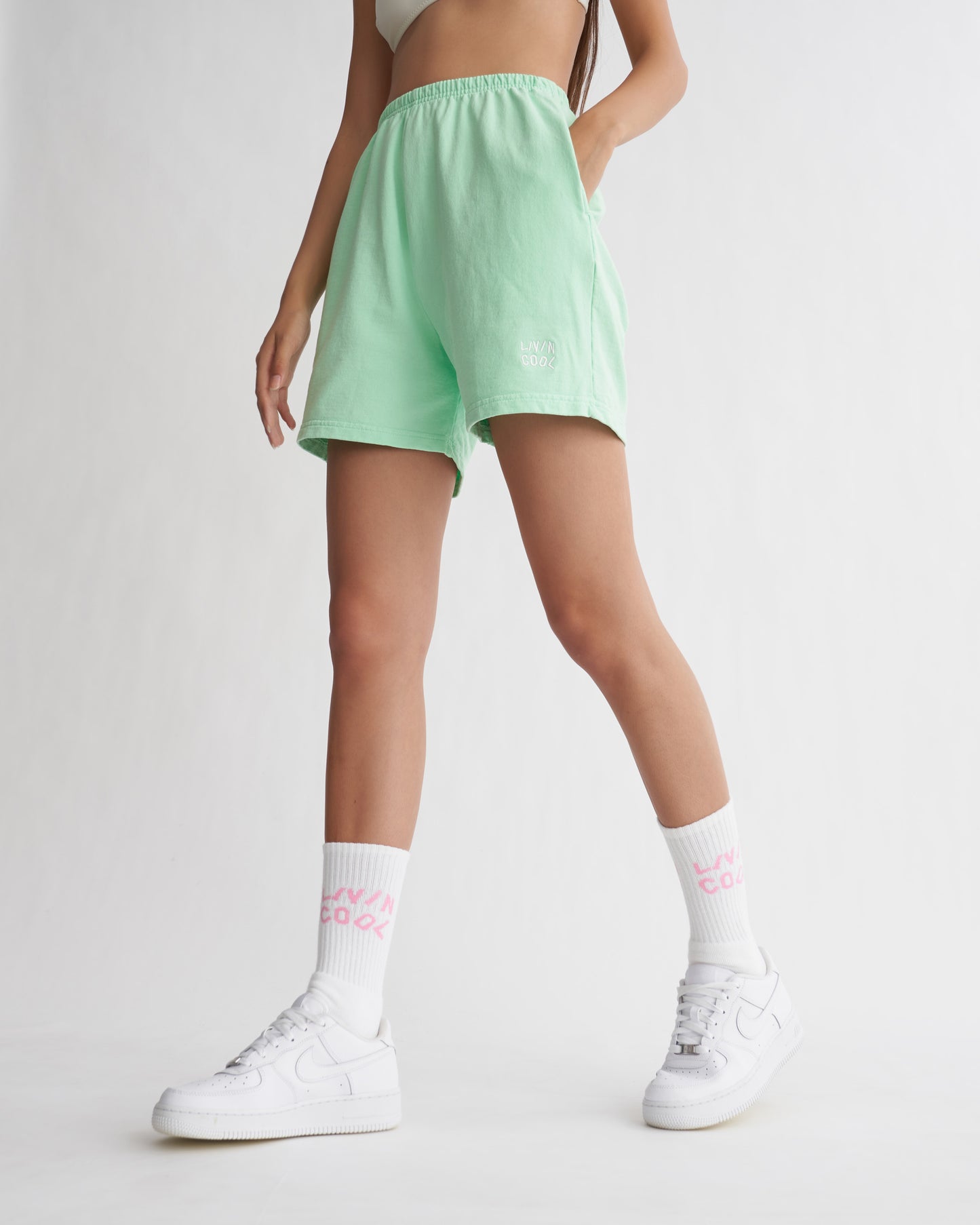 ESSENTIAL SHORTS MINT